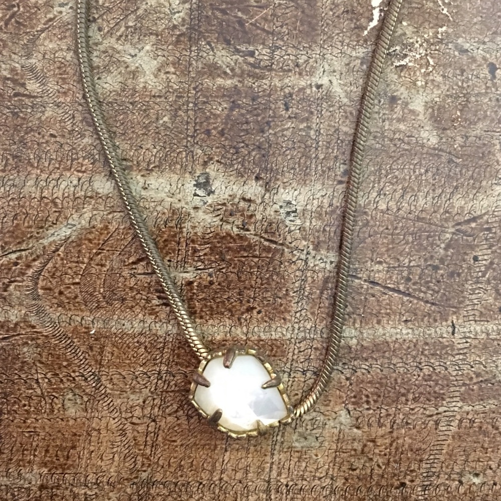 Kendra Scott Dainty Necklace